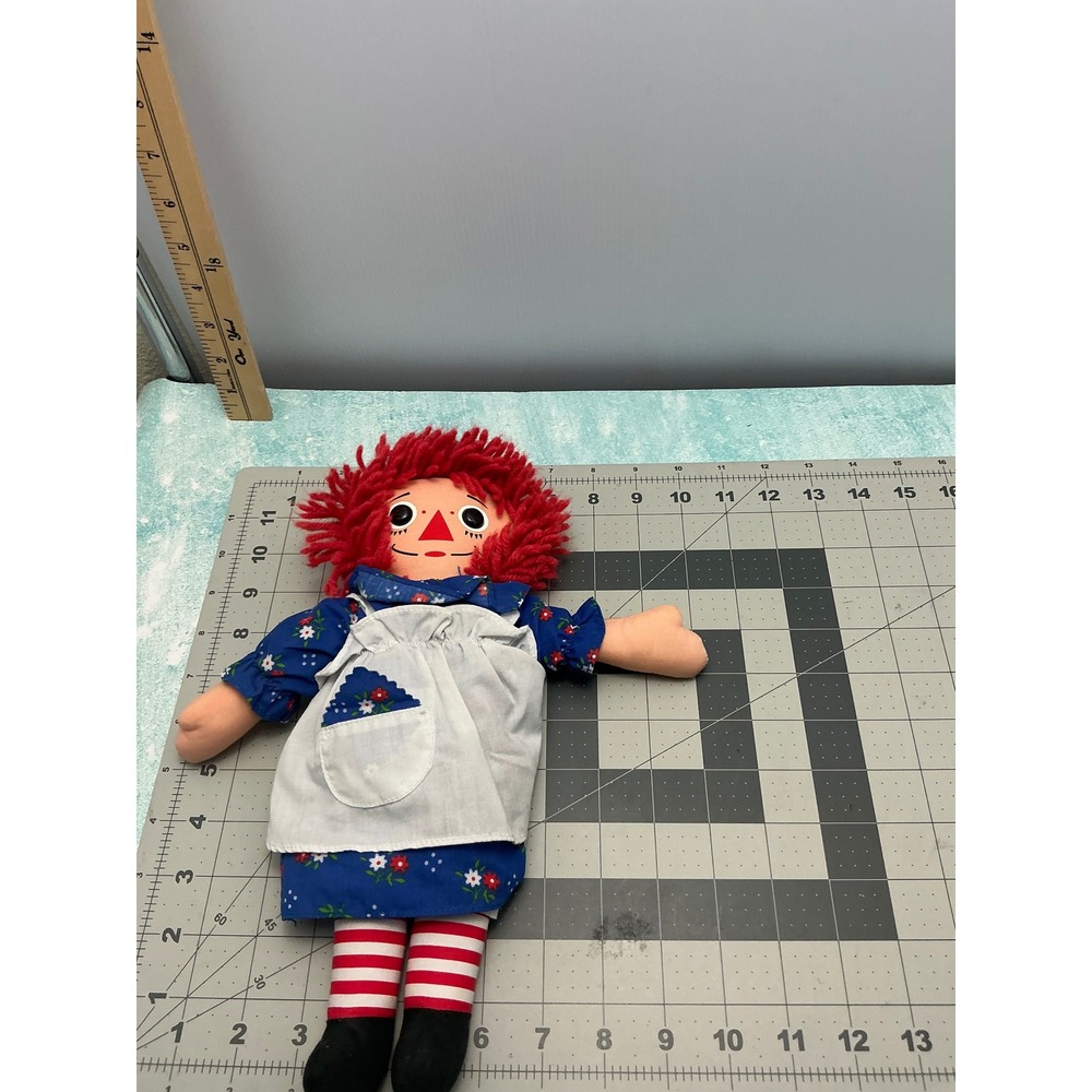 Raggedy Ann Plush Doll 15 Inch Classic Red Yarn Hair Blue Floral Dress Apron - Picture 4 of 6